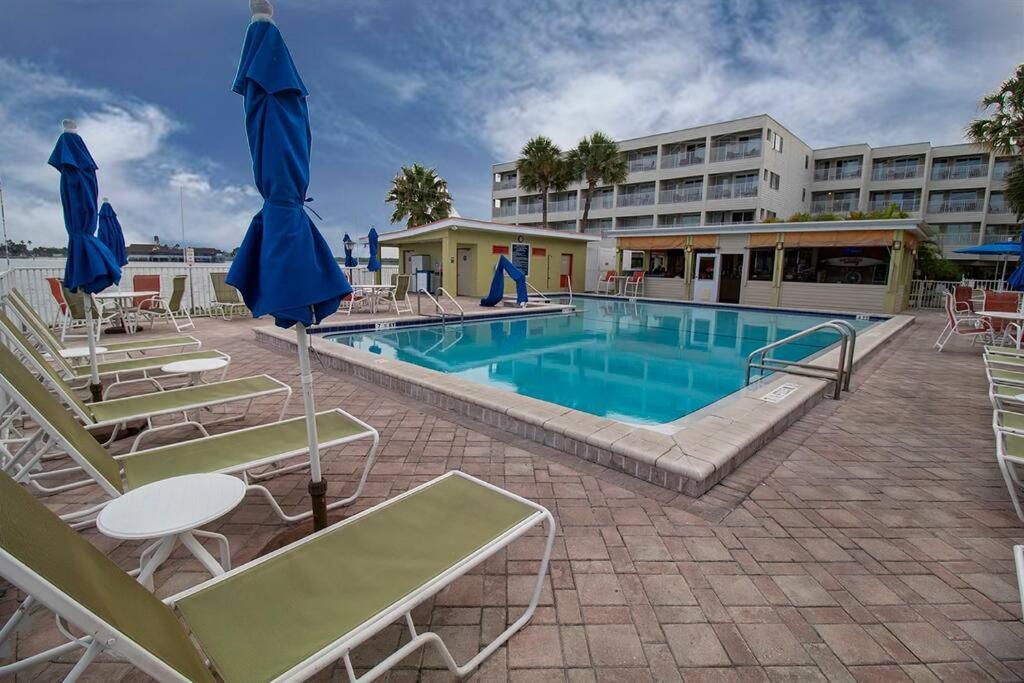 Tropical Serenity-Water View Heated Pool Tiki Bar Tampa Extérieur photo