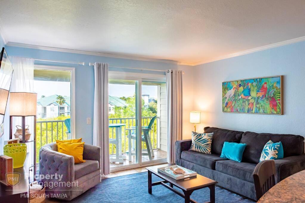 Tropical Serenity-Water View Heated Pool Tiki Bar Tampa Extérieur photo